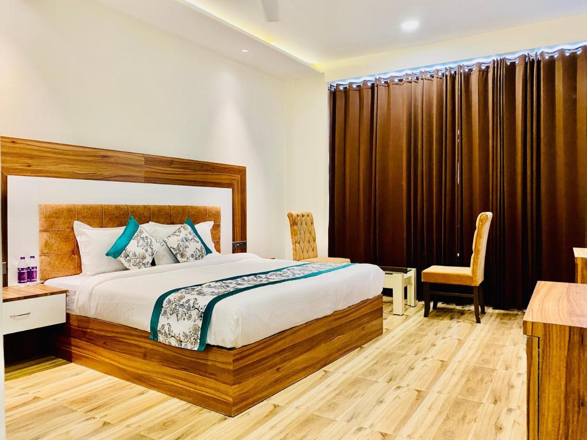 Hotel White House By An Hotels - Walking Distance From Golden Temple Αμριτσάρ Εξωτερικό φωτογραφία