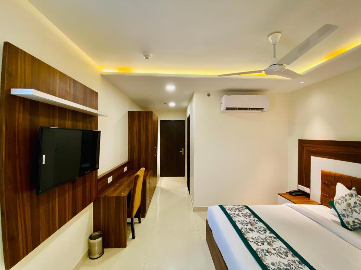 Hotel White House By An Hotels - Walking Distance From Golden Temple Αμριτσάρ Εξωτερικό φωτογραφία