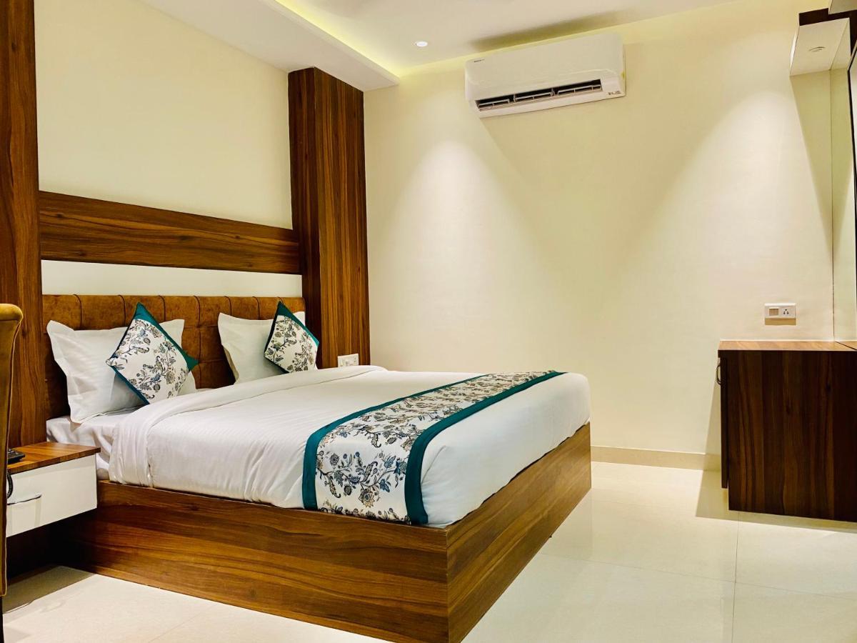 Hotel White House By An Hotels - Walking Distance From Golden Temple Αμριτσάρ Εξωτερικό φωτογραφία