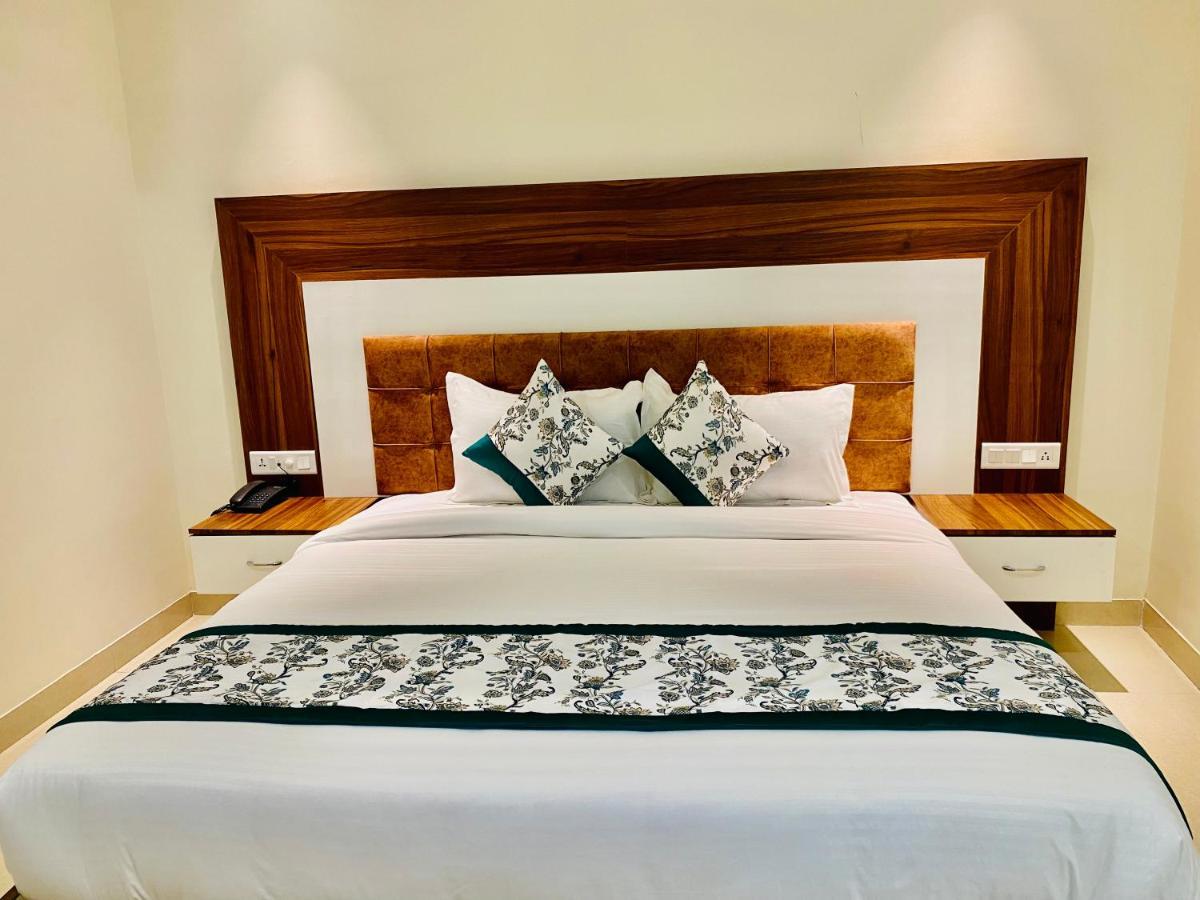 Hotel White House By An Hotels - Walking Distance From Golden Temple Αμριτσάρ Εξωτερικό φωτογραφία